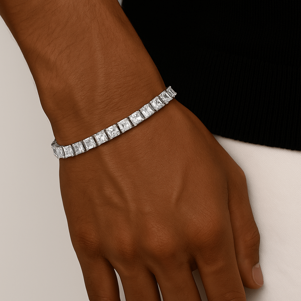 Iced Tennis Baguette Armband - 4 mm Weissgold – Hochwertiger Schmuck aus rostfreiem Edelstahl & Titanium Steel mit funkelnden Zirkonia-Steinen, wasserfest & kratzfest – ideal für den Alltag