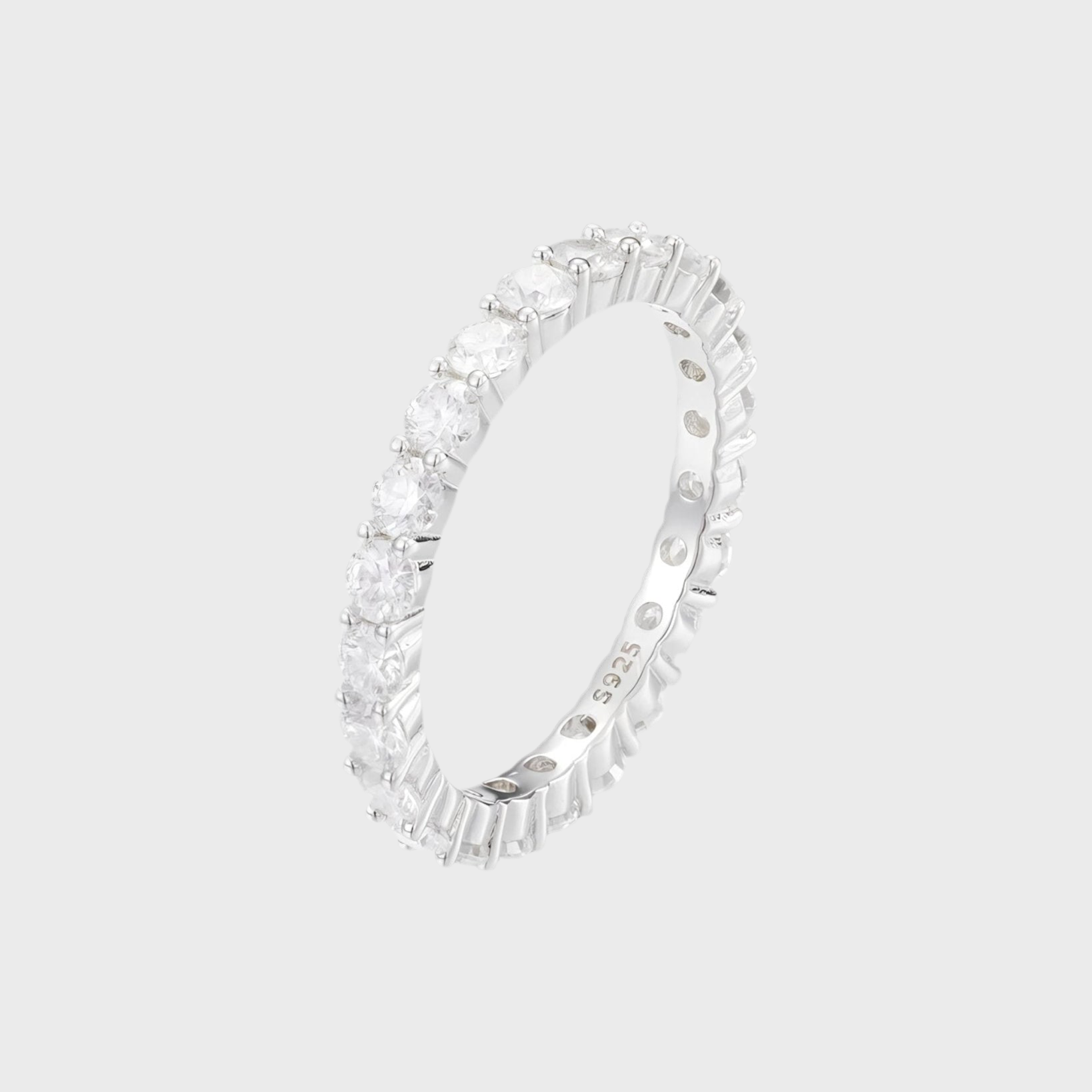 Dünner Moissanit Ewigkeitsring - 925 Sterling Silber