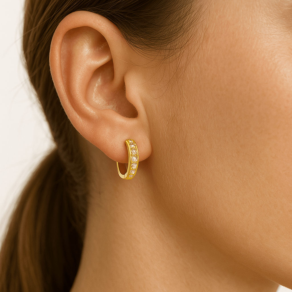 Hoops Ohrringe - 18K vergoldet – 18k vergoldeter Unisex Schmuck aus Edelstahl mit Zirkonia | wasserfest & langlebig – Velorys